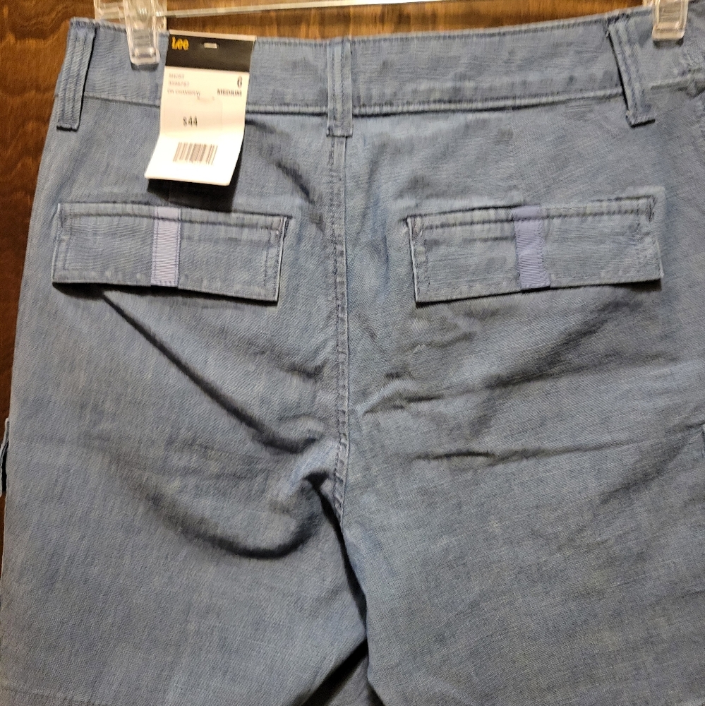 Lee Blue Chambray Cargo Shorts NWT - Picture 6 of 11